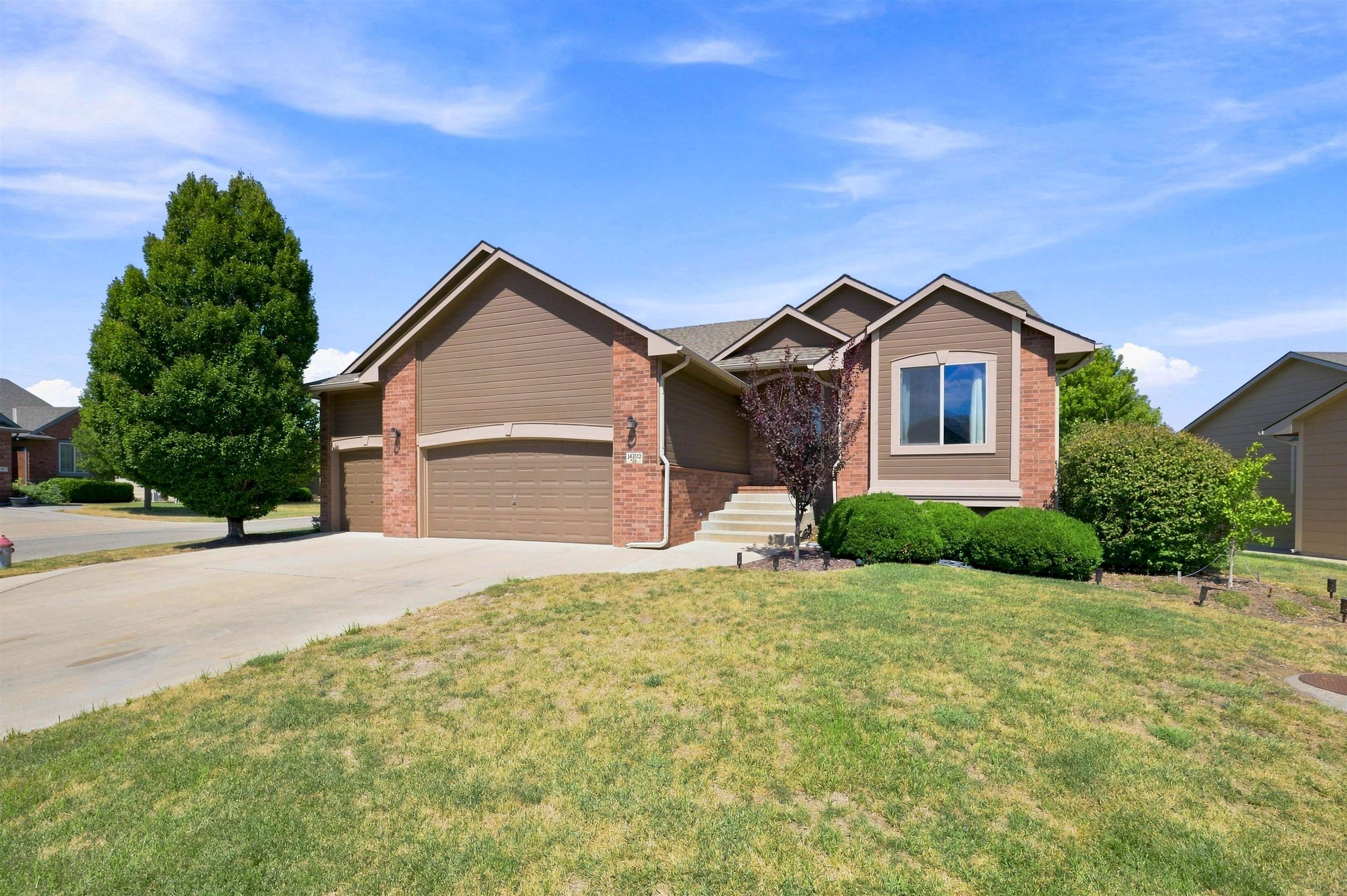 14200 W Onewood Unit 18, Wichita, KS 67235