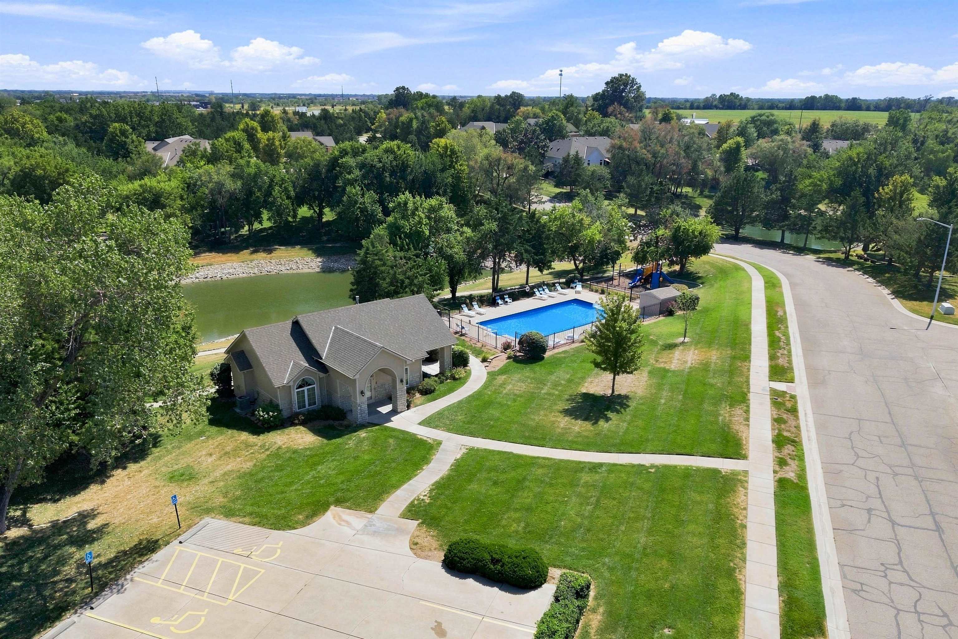 14200 W Onewood Unit 18, Wichita, KS 67235