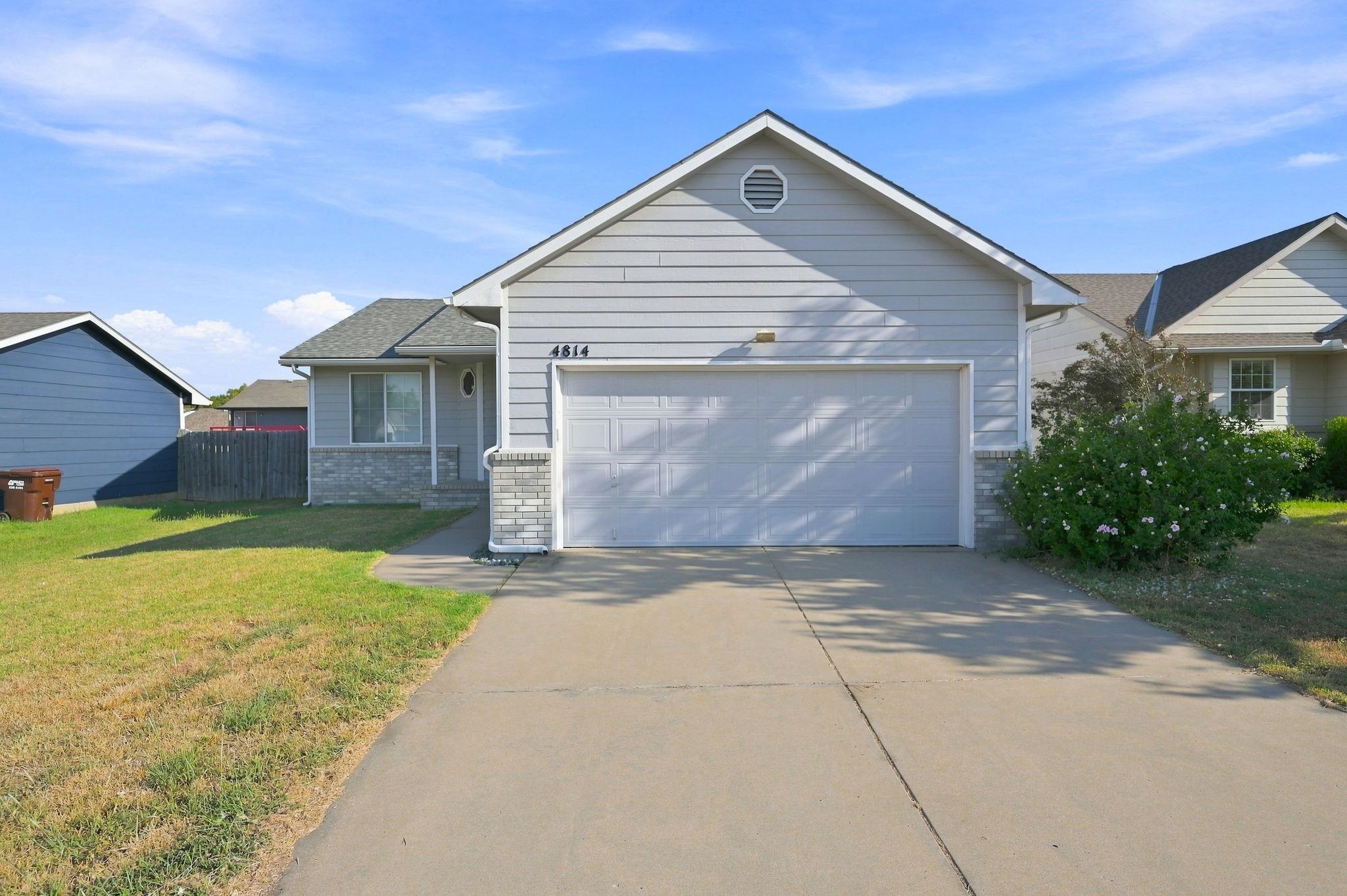 4814 E Pembrook St, Wichita, KS 67220