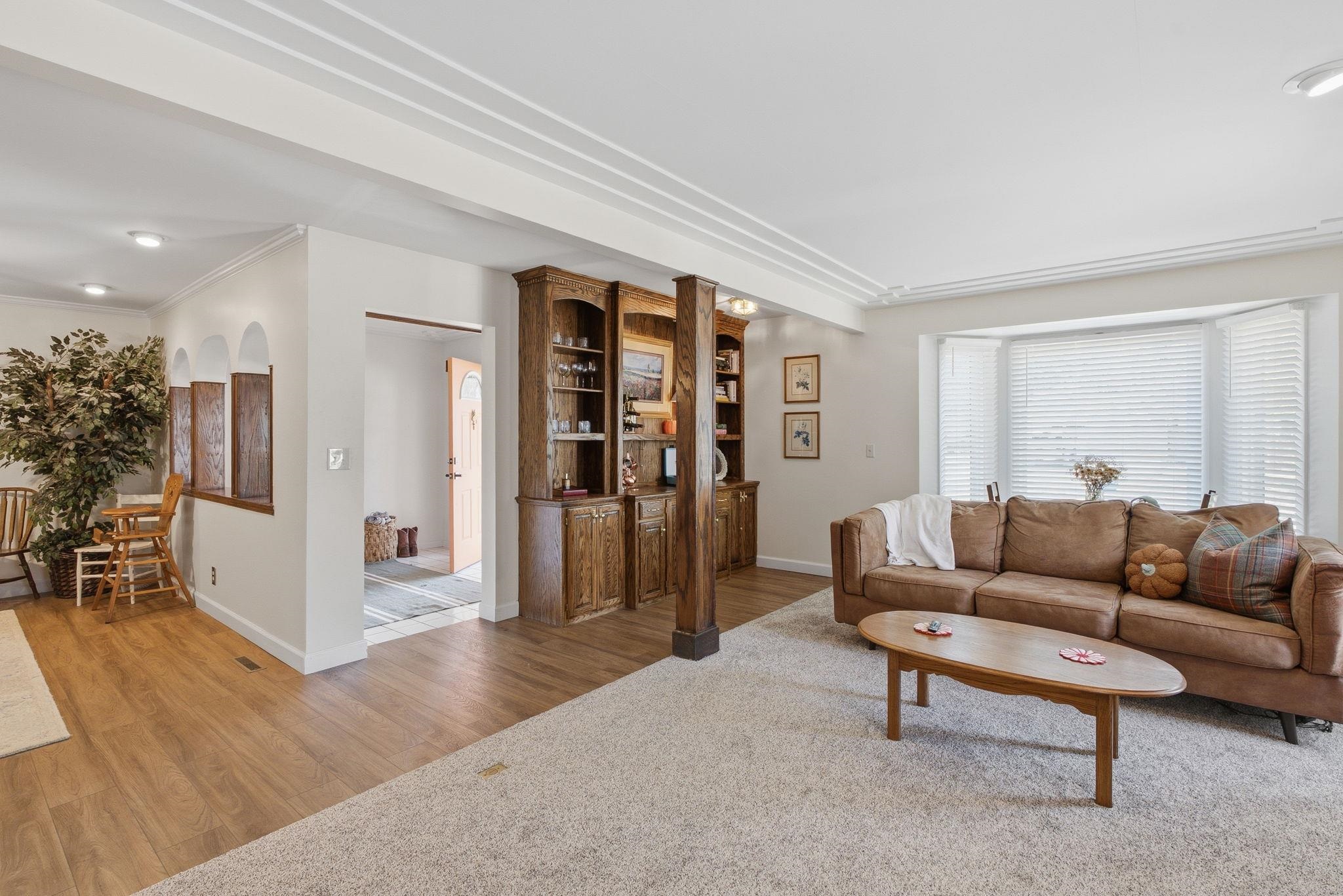 842 N Acadia, Wichita, KS 67212