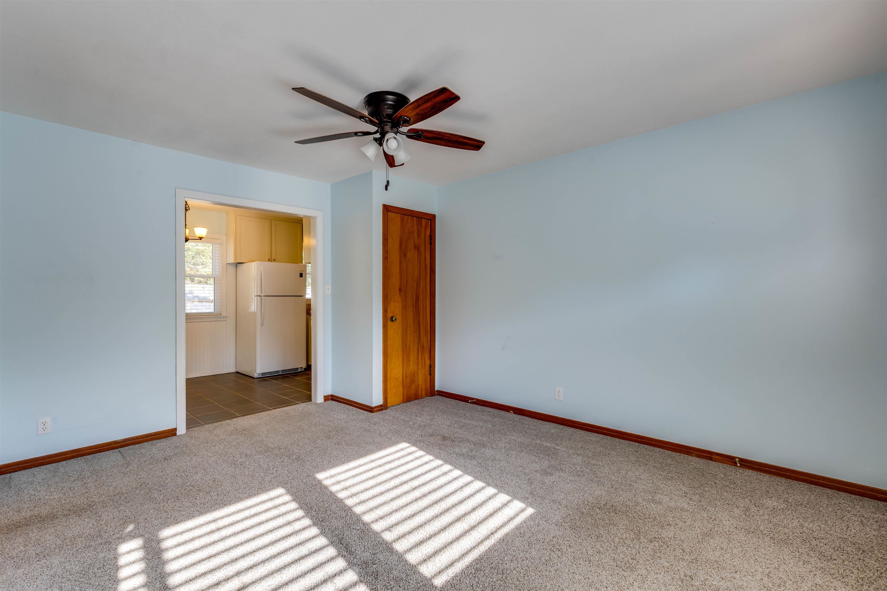 623 Grandview Ave, Newton, KS 67114