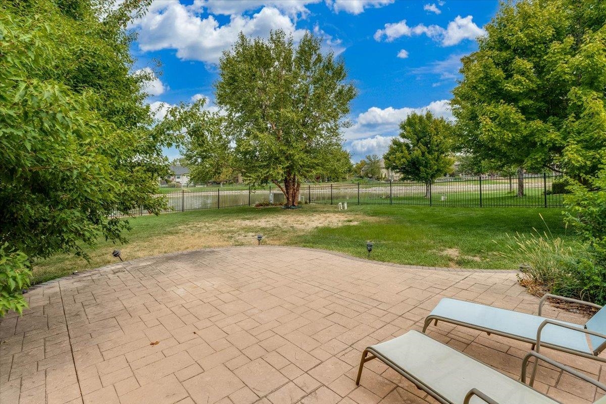 9930 W Westlakes Ct, Wichita, KS 67205