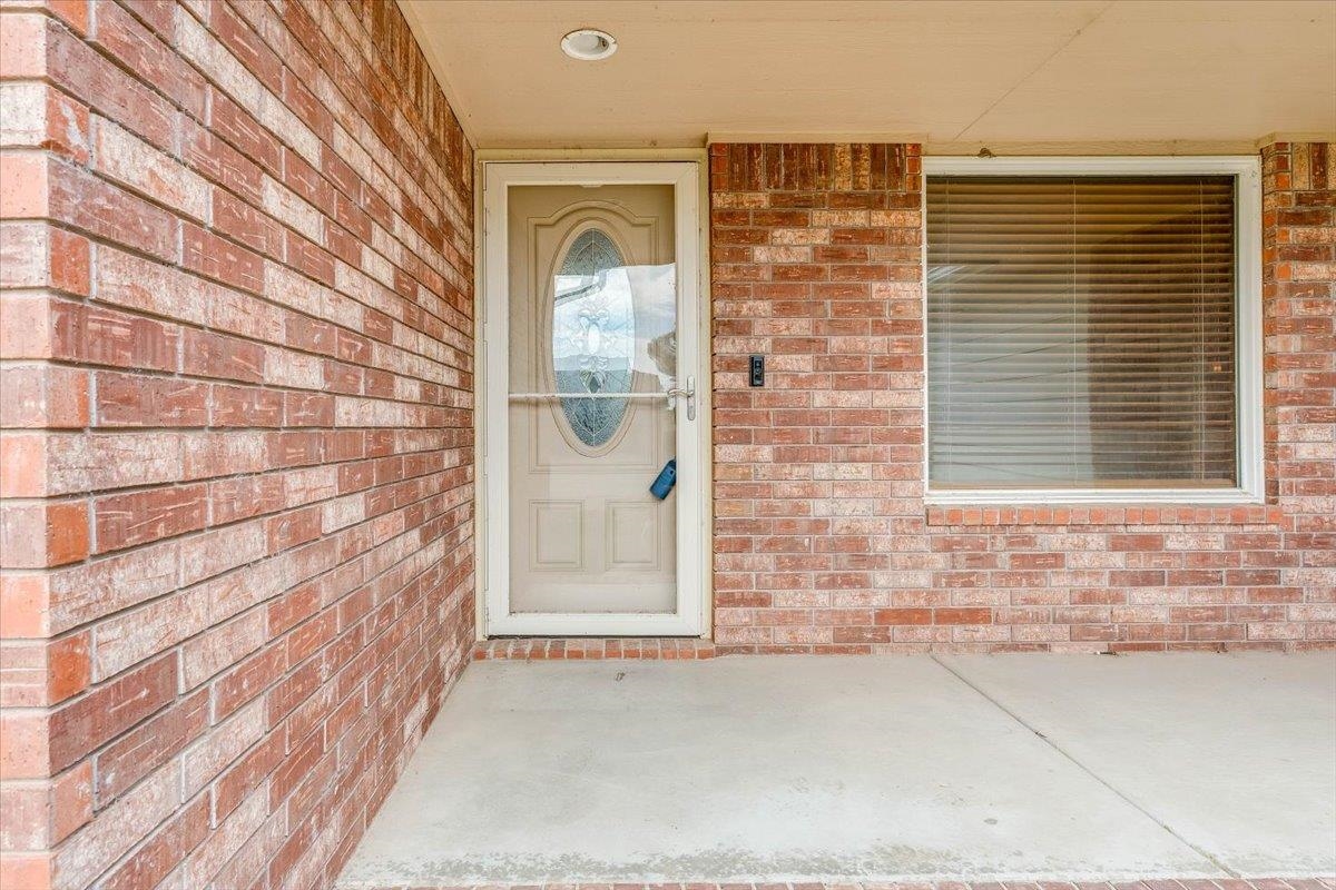 9930 W Westlakes Ct, Wichita, KS 67205
