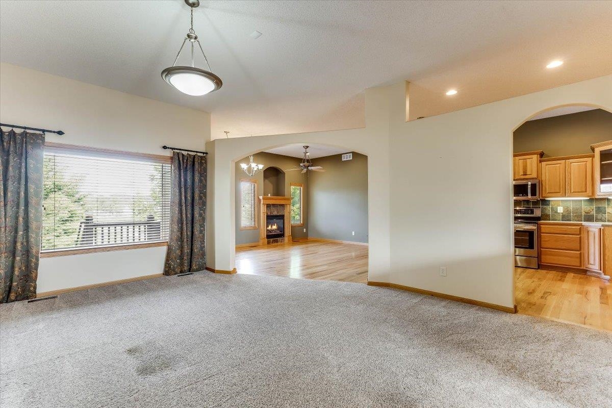 9930 W Westlakes Ct, Wichita, KS 67205