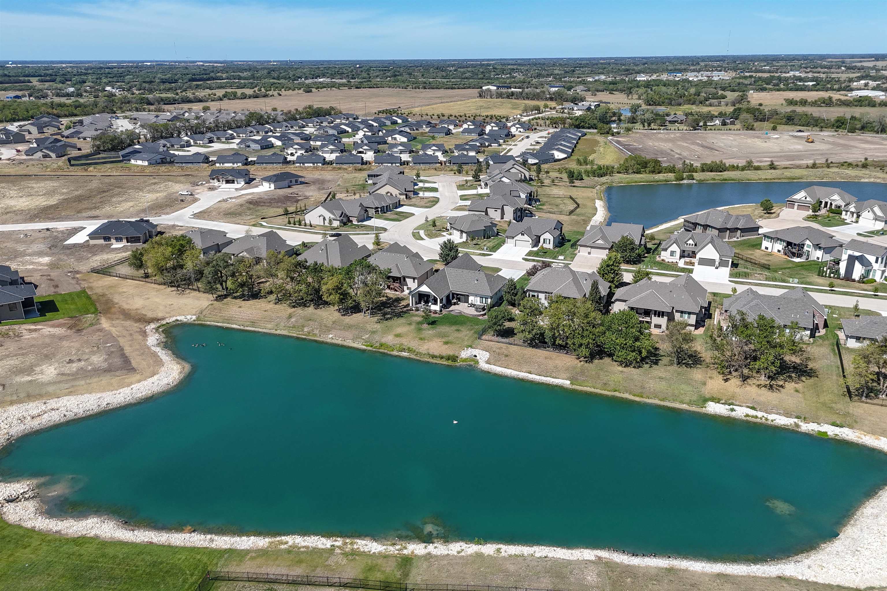 5945 E Forbes, Bel Aire, KS 67220