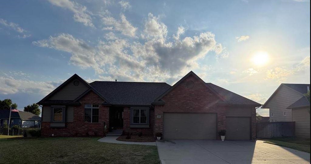 1601 E Fallbrook, Park City, KS 67147