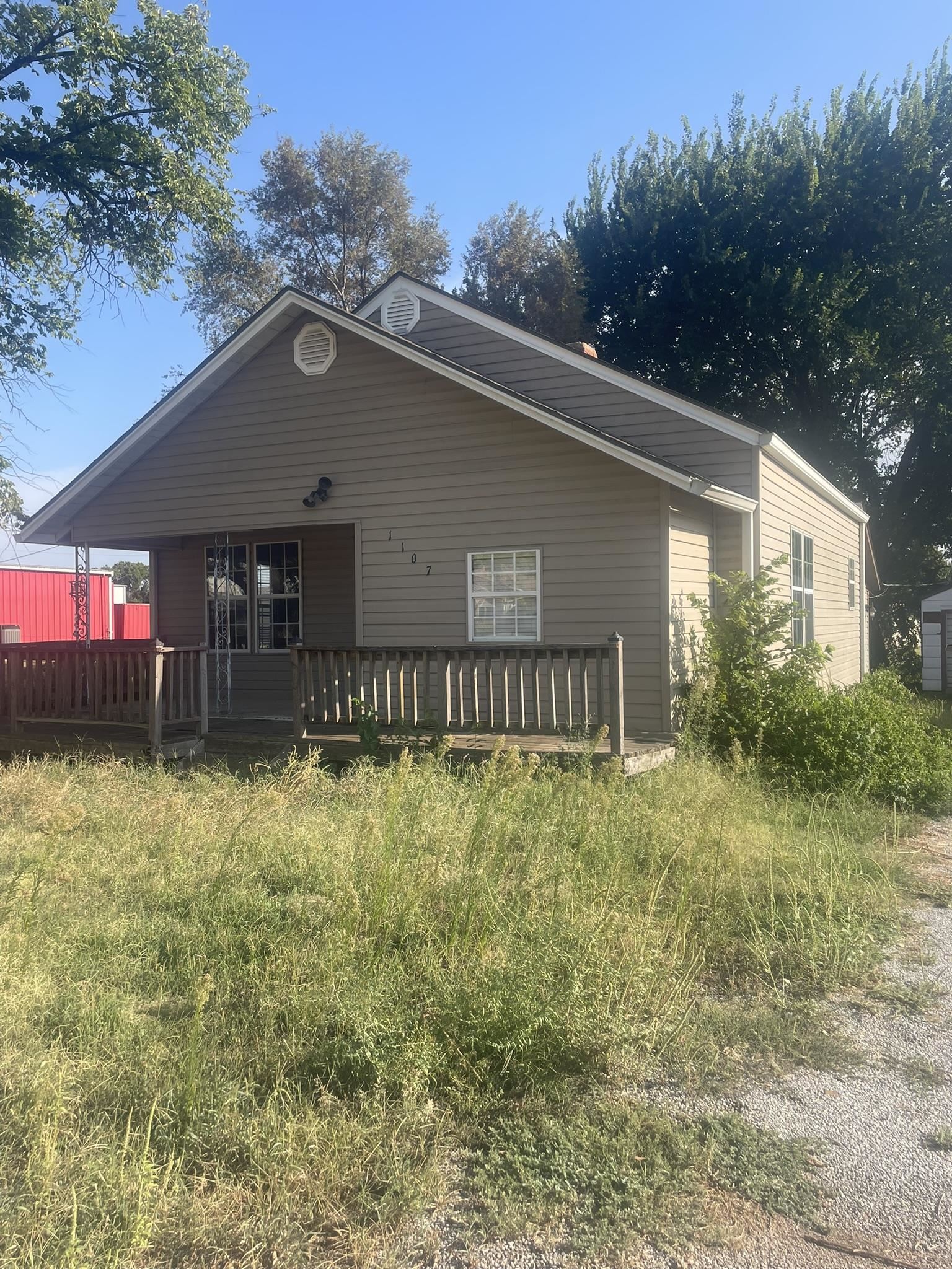 1107 Main, Kiowa, KS 67070