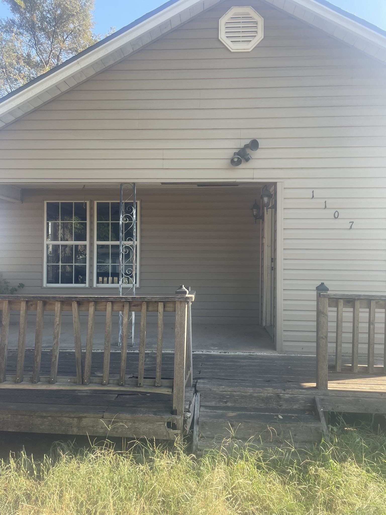 1107 Main, Kiowa, KS 67070