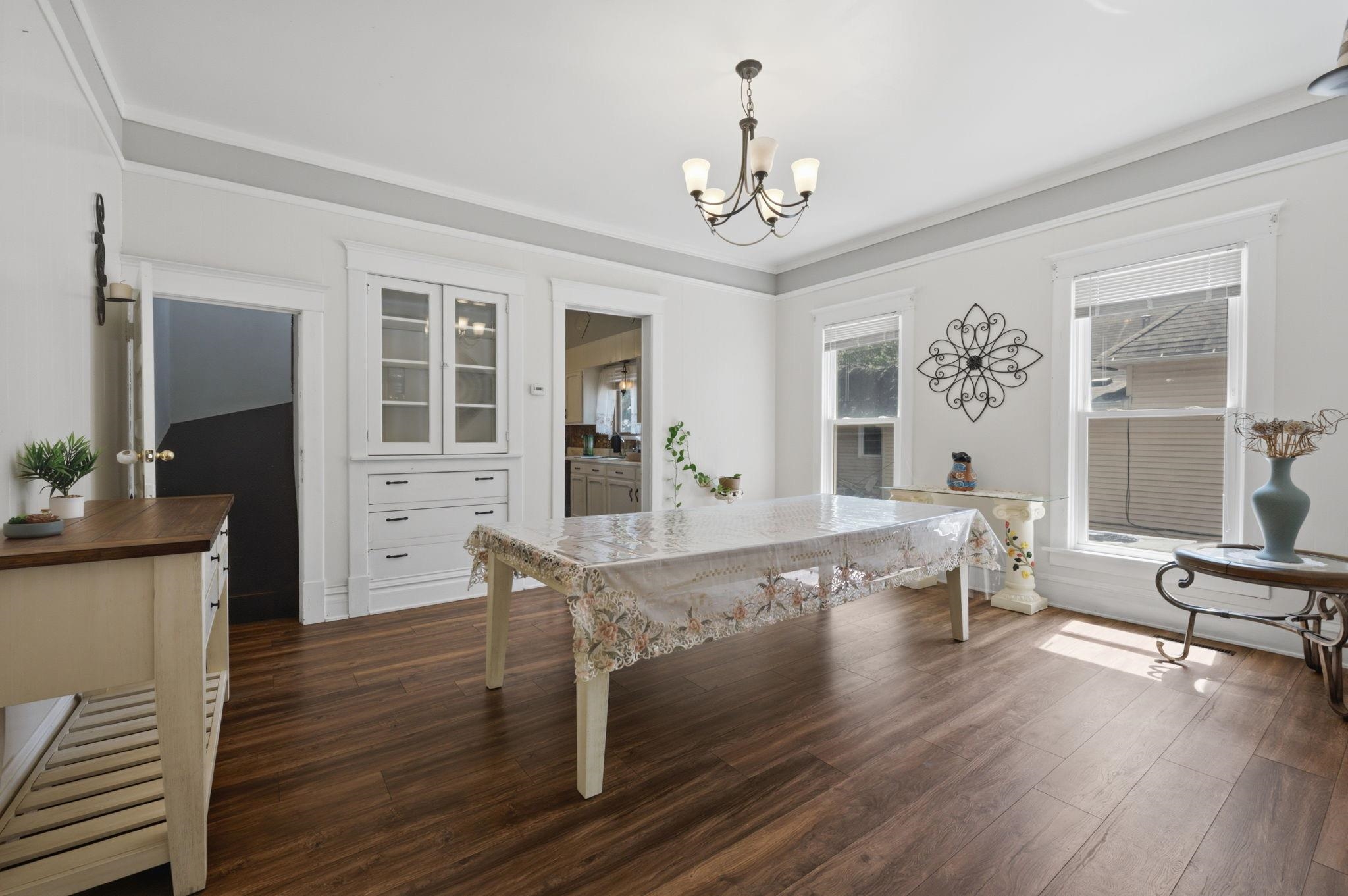 805 N C St, Wellington, KS 67152