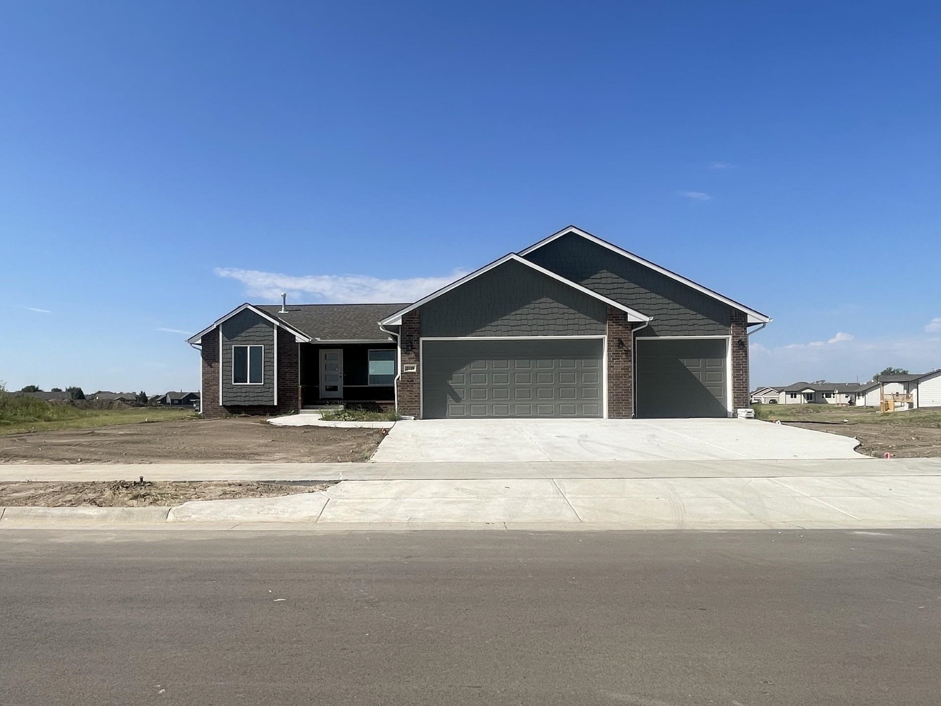 2129 E Limestone St, Andover, KS 67002