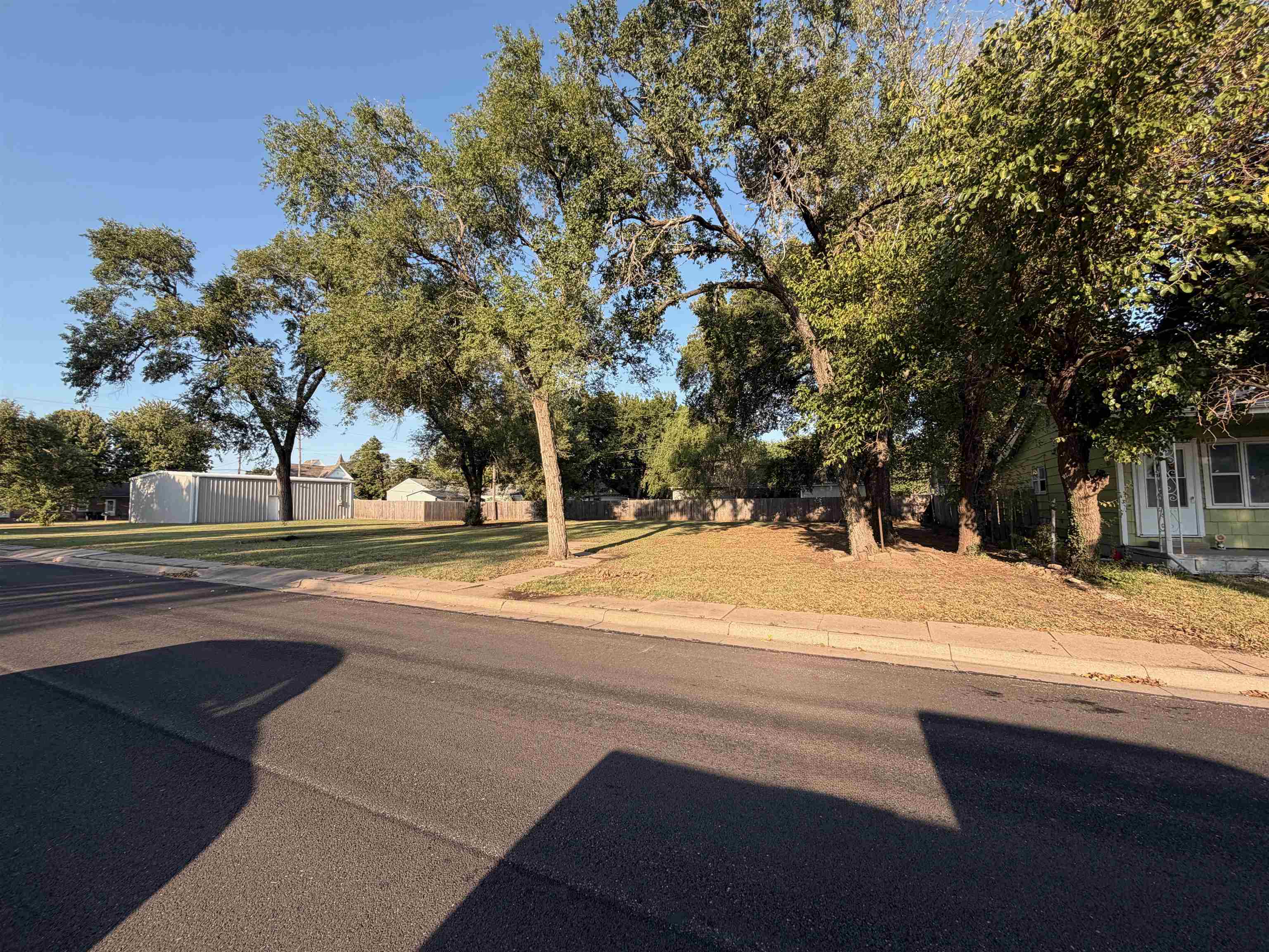 120 N Arthur St B, El Dorado, KS 67042