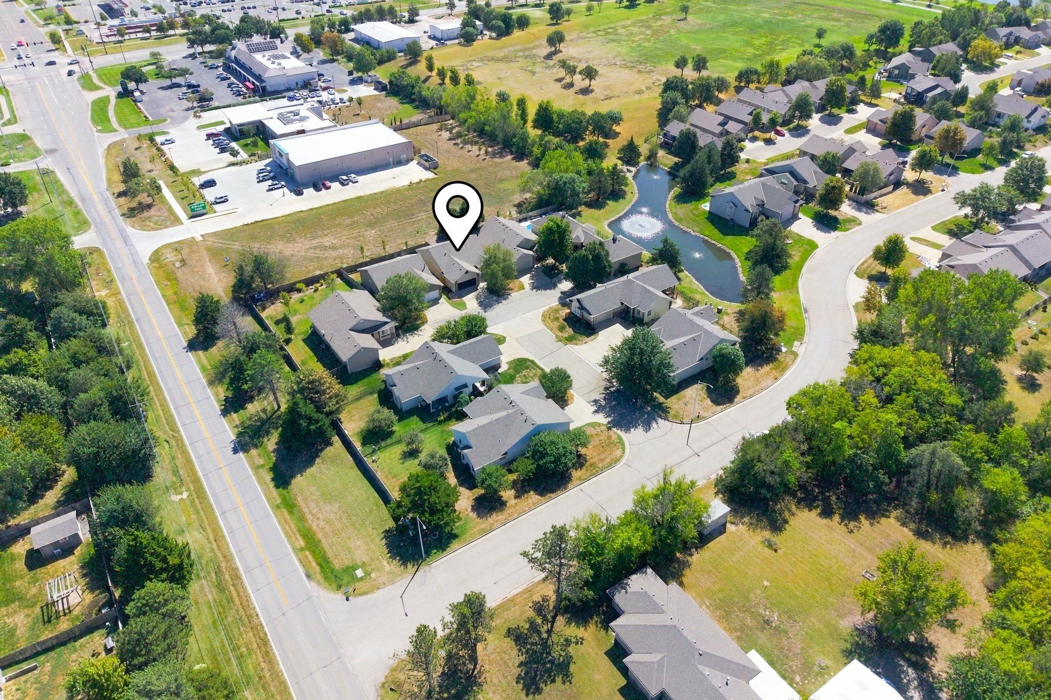318 S Nineiron, Wichita, KS 67235