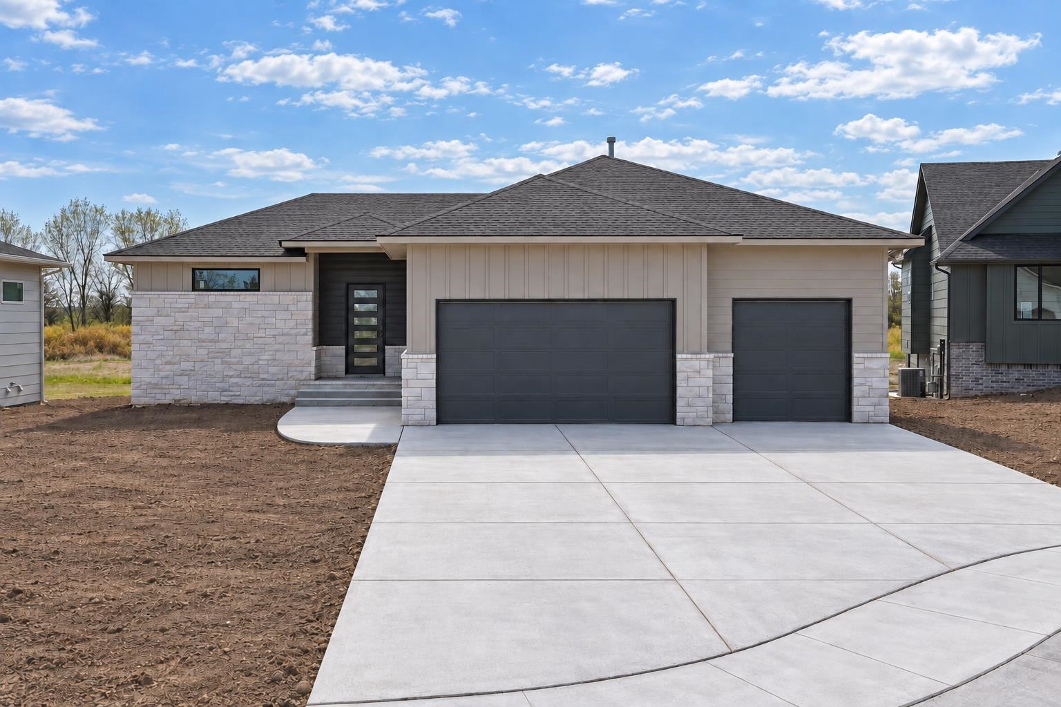 5861 N St Paul Ct, Wichita, KS 67204