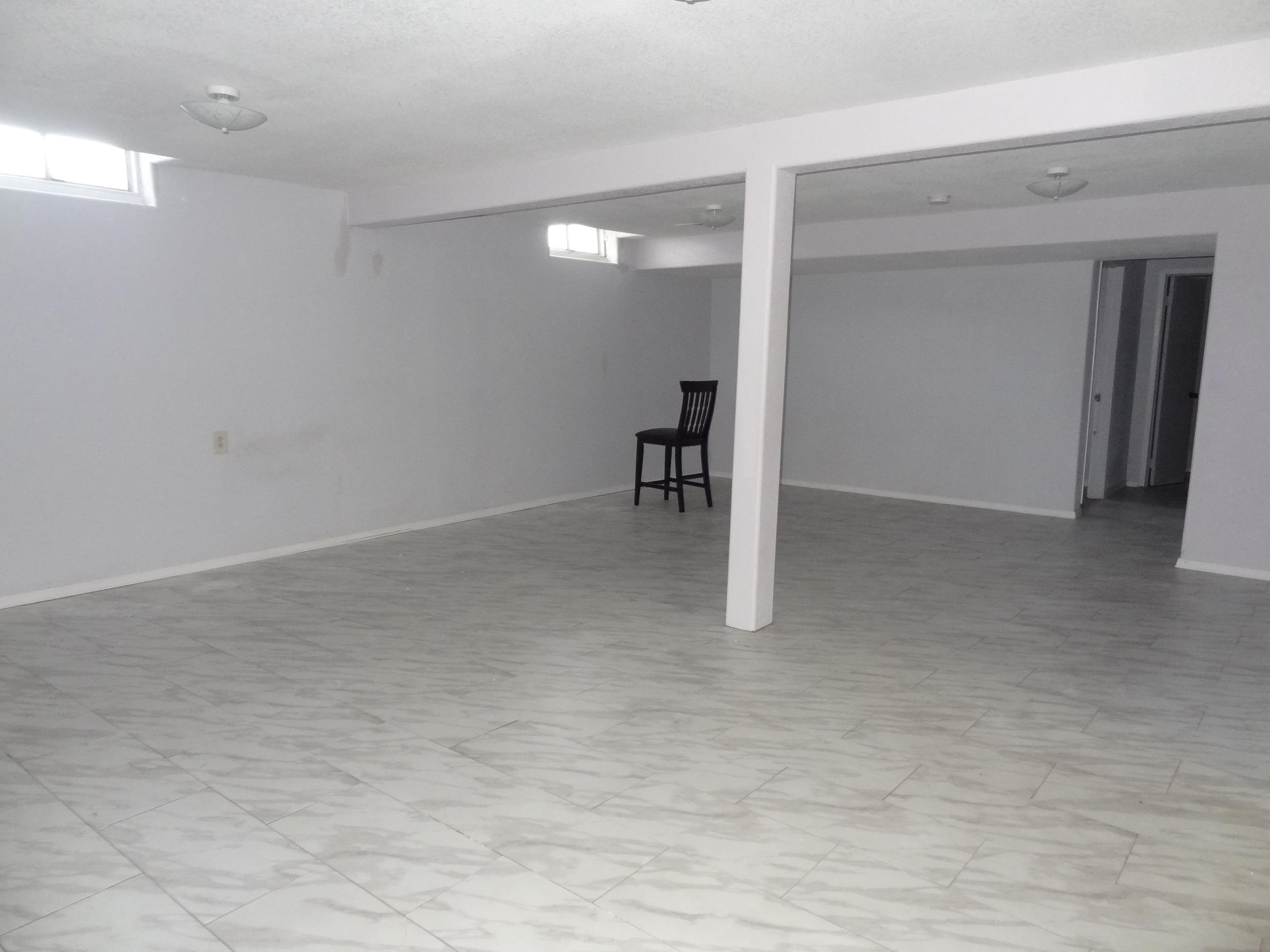 1105 S Laurel, Wichita, KS 67207