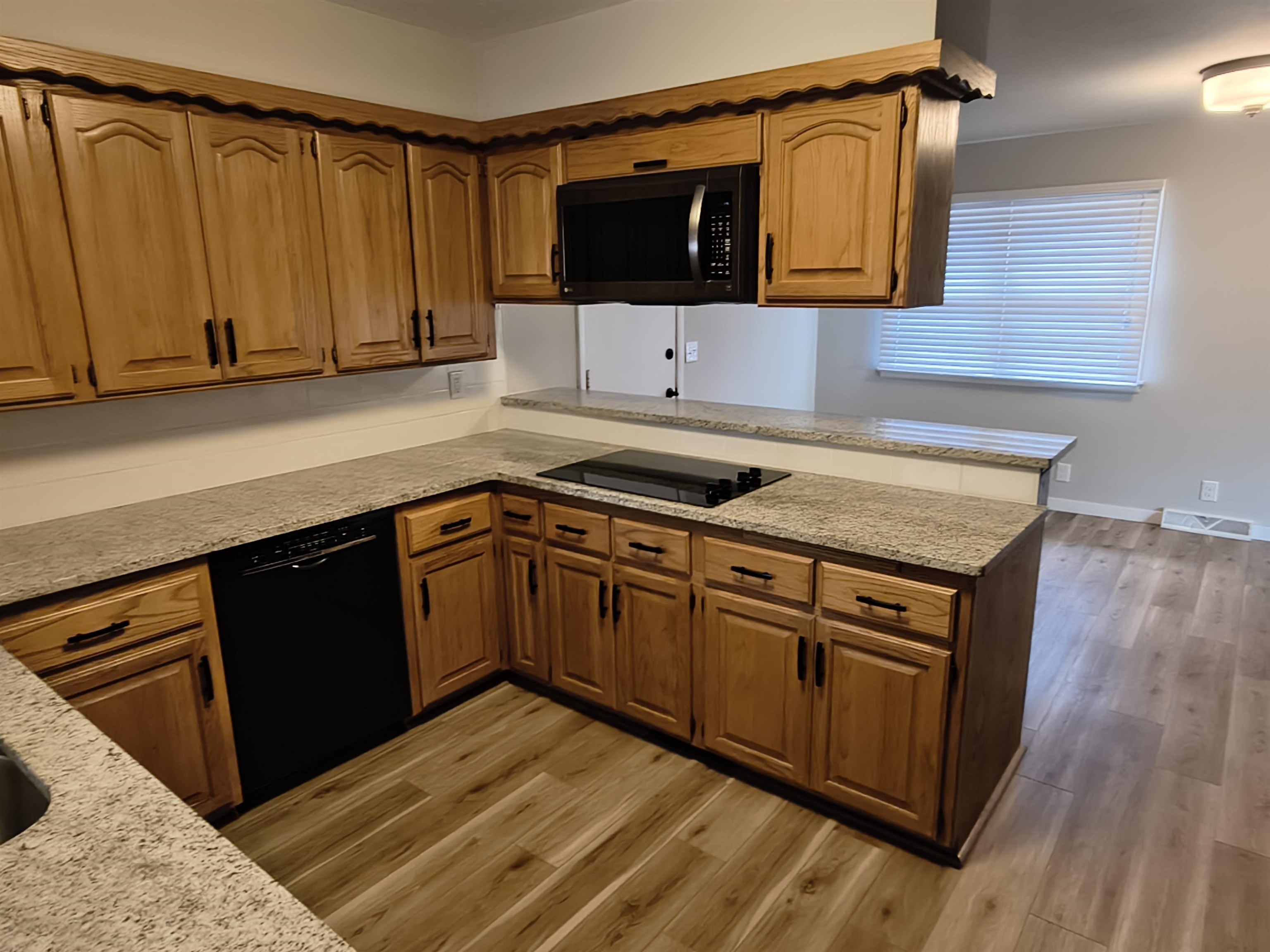 4206 W 17th Street N, Wichita, KS 67212-1708
