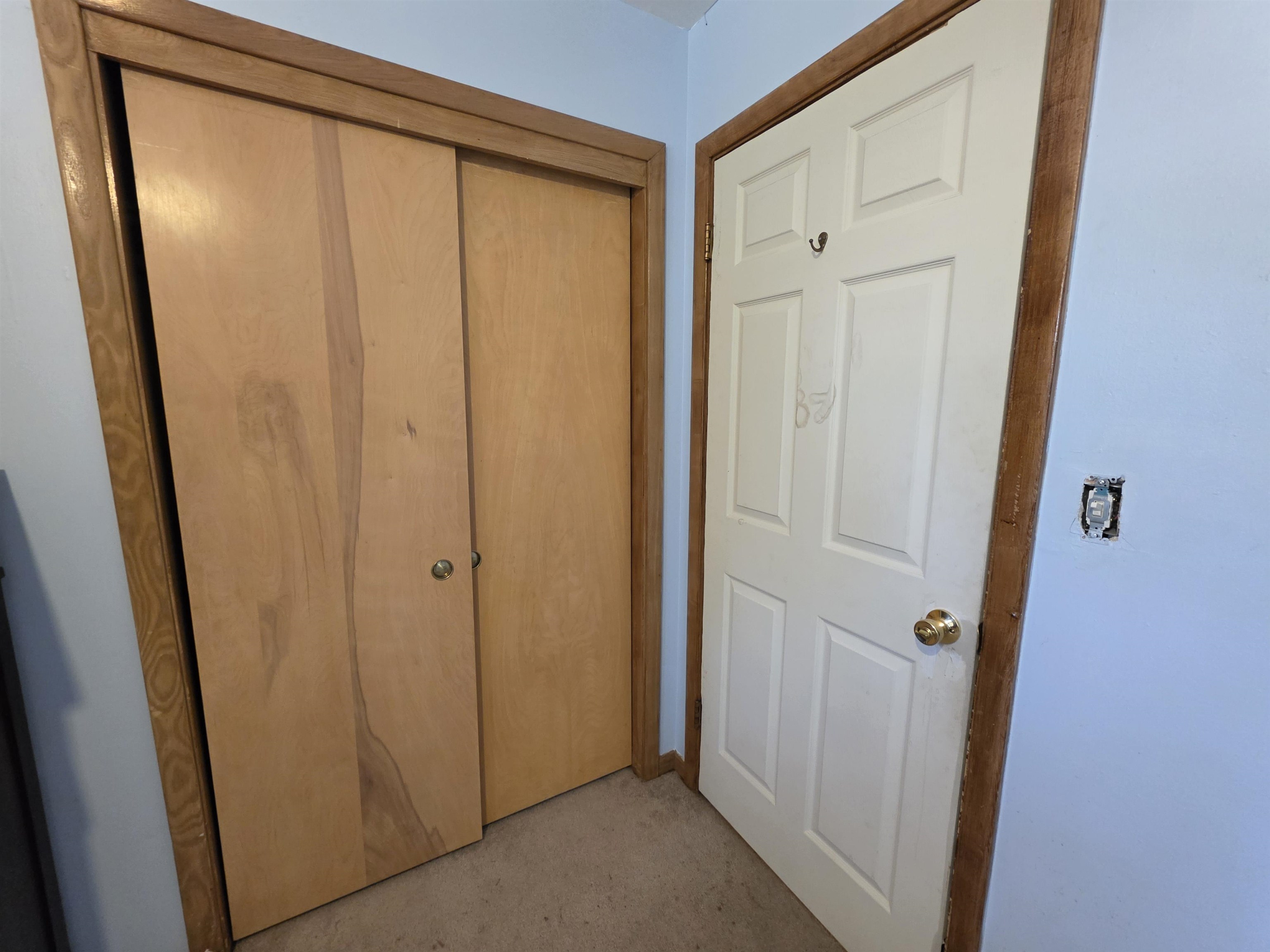 825 E Kirwin Ave, Salina, KS 67401