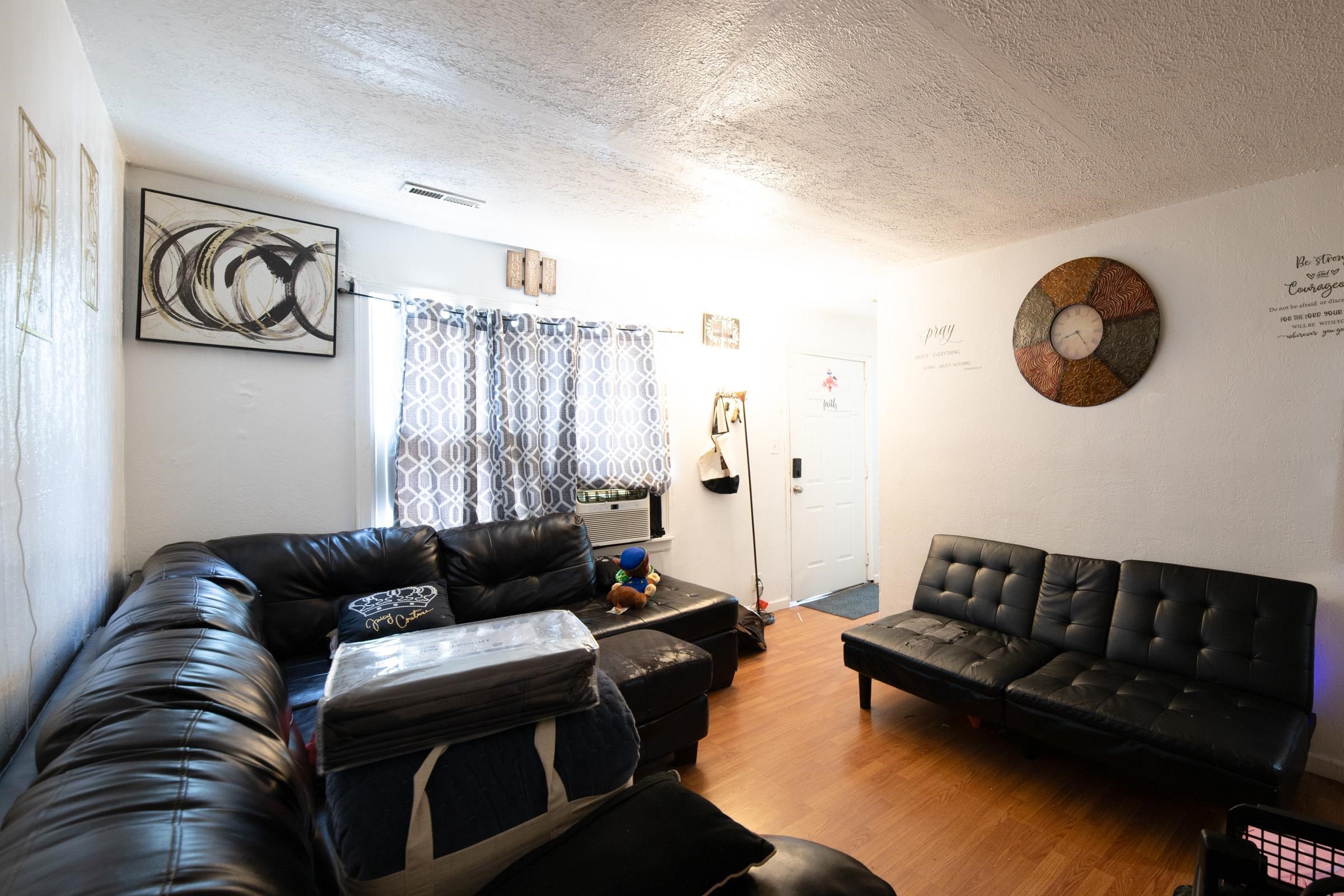 1742 N Erie Ave, Wichita, KS 67214