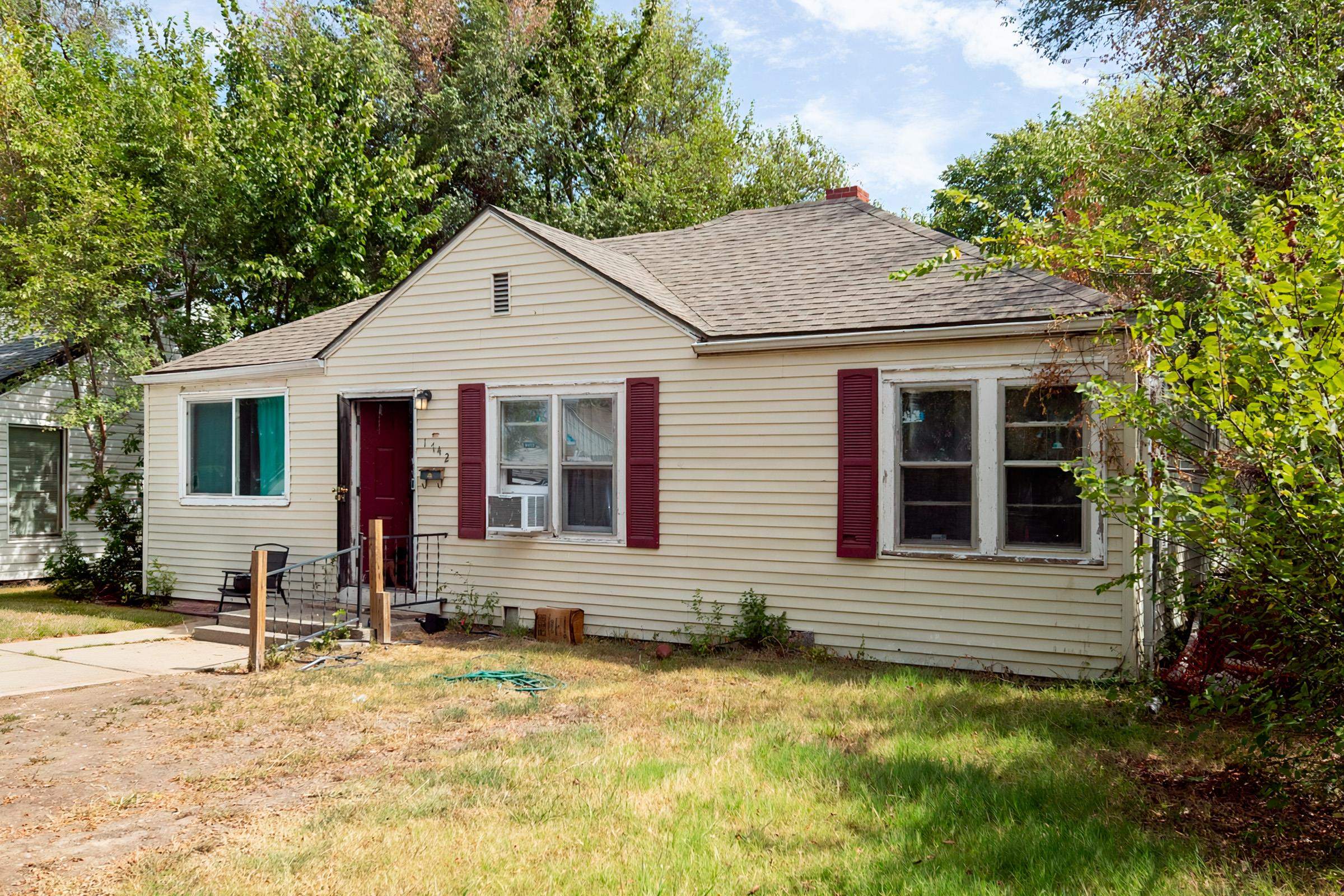 1742 N Erie Ave, Wichita, KS 67214