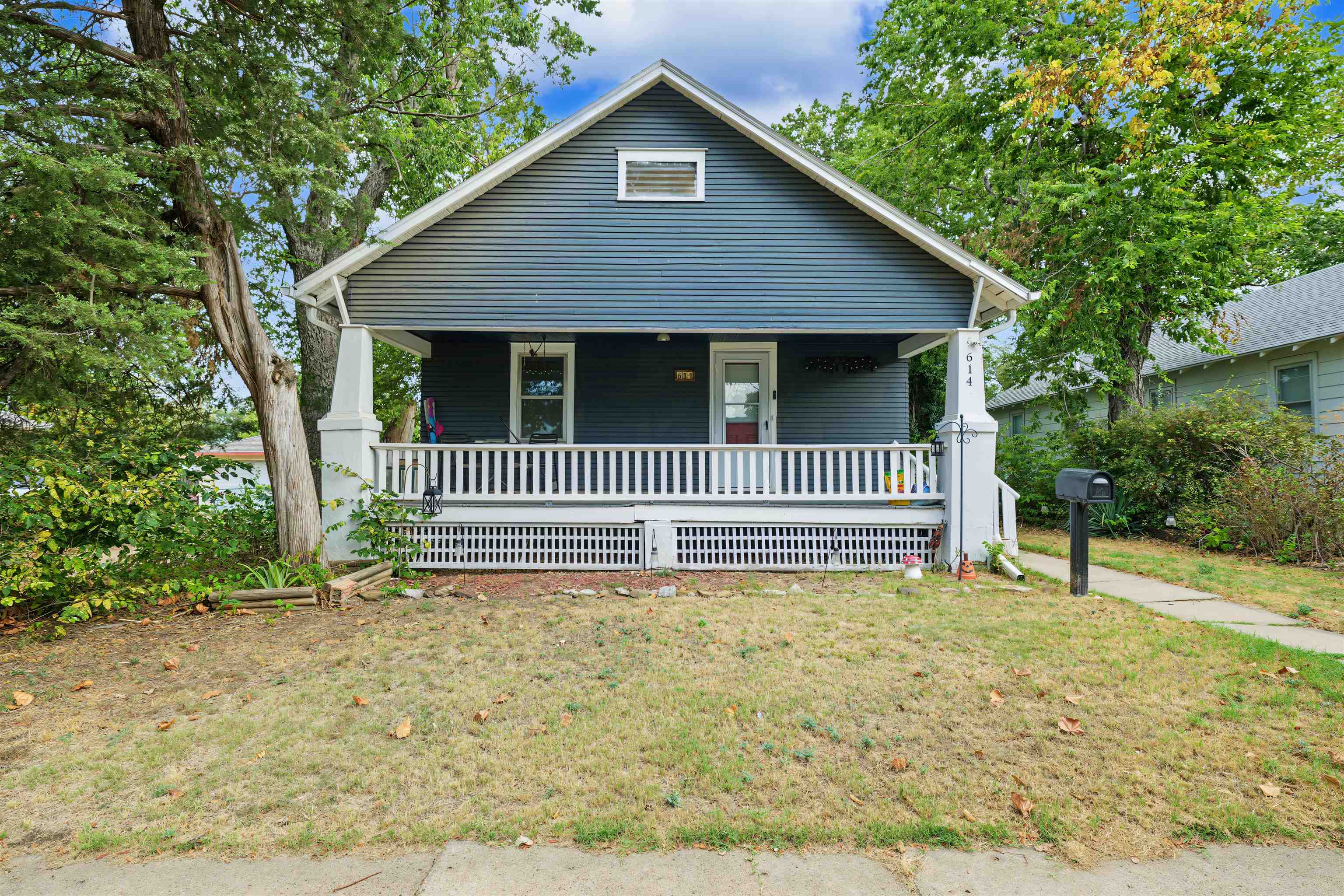 614 Charles St, Salina, KS 67401