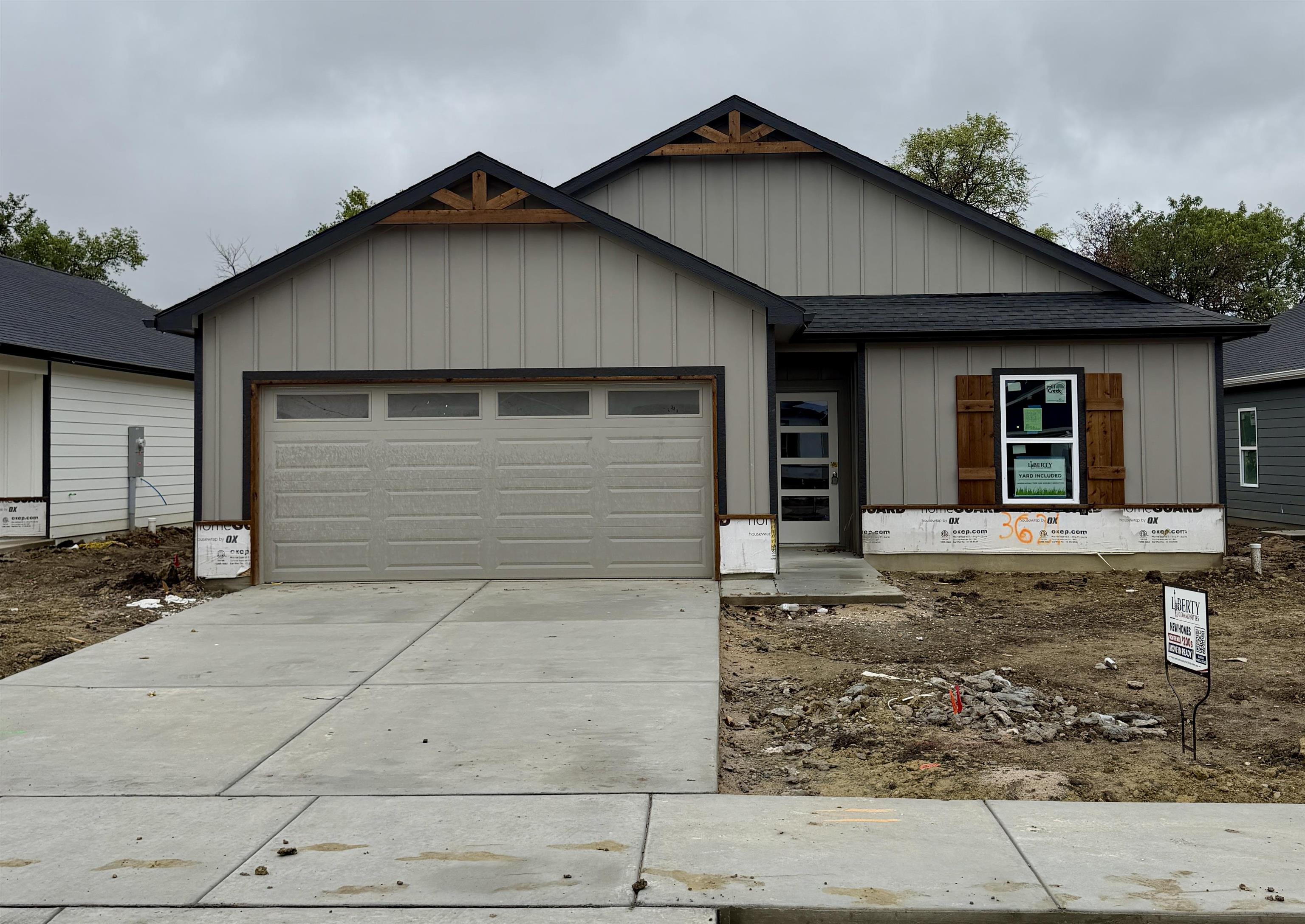 3621 E Bearsden St, Derby, KS 67037-7821