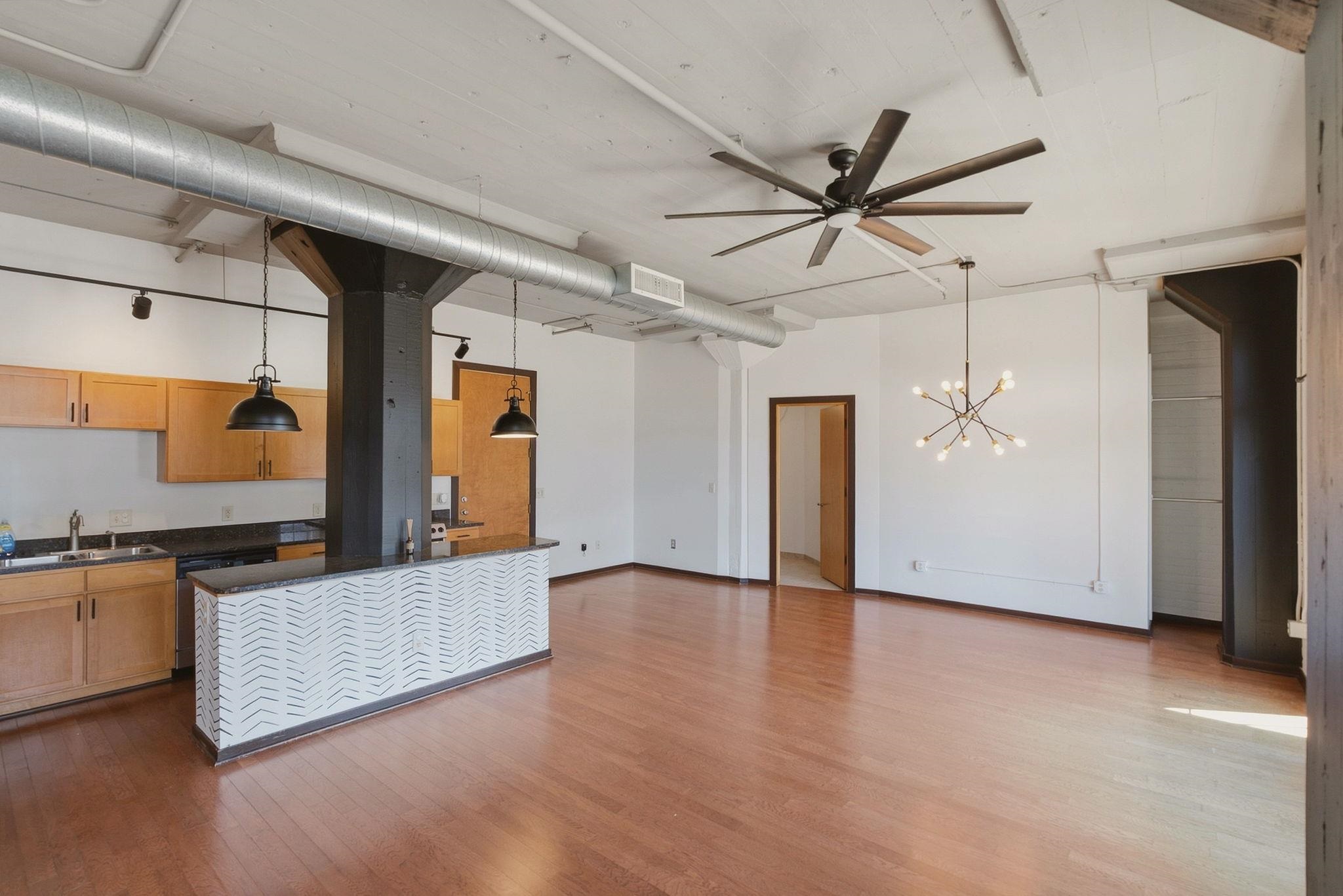 201 S Saint Francis Ave #303, Wichita, KS 67202